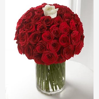 Ravishing 100 Red Roses Vase Arrangement