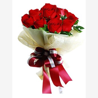 Steal My Heart Handy Bouquet