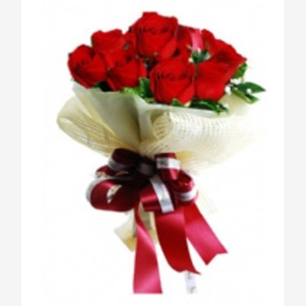Bunch of 12 Red Roses with Net Packing